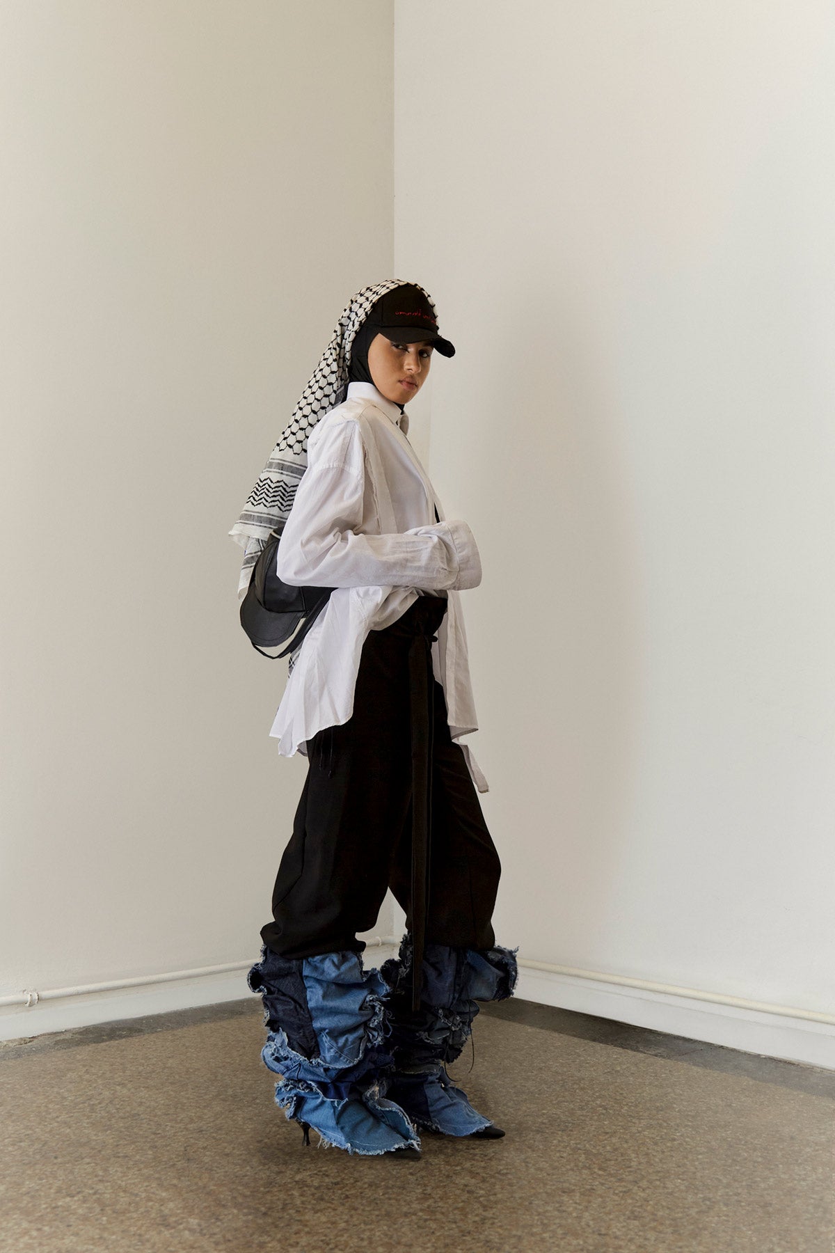 YAMA ORIENT LEG WARMERS
